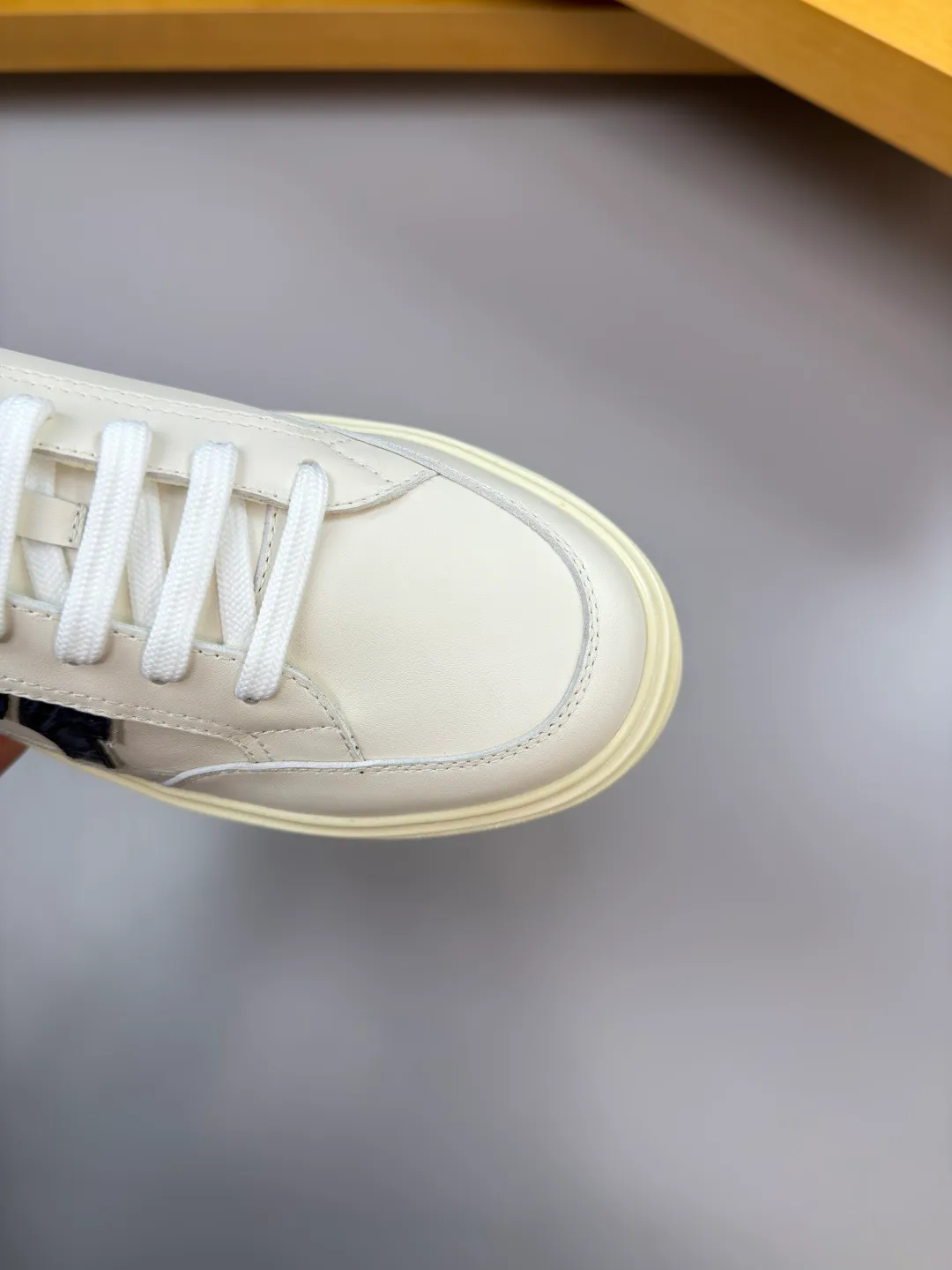 Men's men's shoes 💰440 [New style] 🏃‍♂️🏃‍♂️[Ferragamo] Ferragamo - High-end quality original order·Casual sports shoes -Upper: 🔝Nappa calfskin, suede calfskin, shoe body. Sewing brand totem, tongue air pressure brand logo -Inner: water-dyed cowhide -Outsole: ultra-light TPU foam rubber; molded outsole -Ultra-high quality control and fine workmanship: outstanding (high-end, extravagance, grade) -Size: 38-45 (46, can be customized)